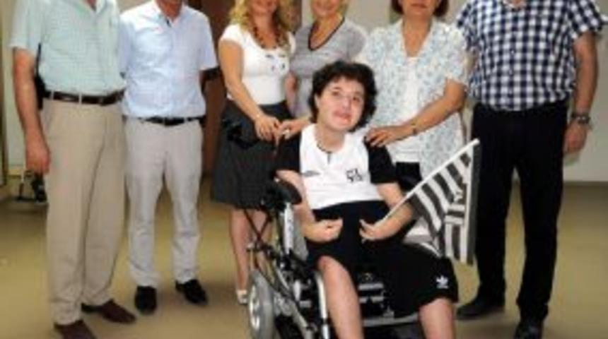 Canberk ak&uuml;l&uuml; aracına kavuştu