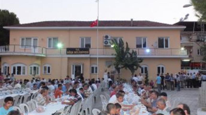 K&ouml;şk esnafı ve işadamları iftarda buluştu