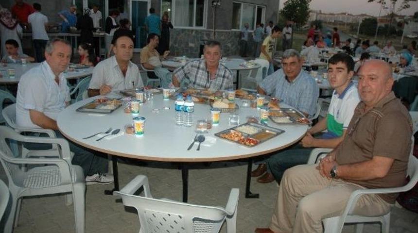 Tekirdağ&rsquo;da Yaşayan Karadenizliler İftarda Buluştu