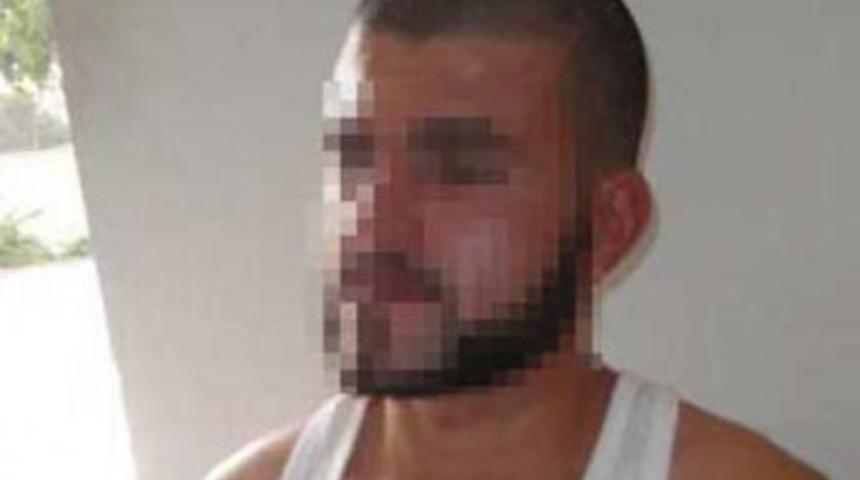 Babaannesini &ouml;ld&uuml;r&uuml;p tatile &ccedil;ıktı