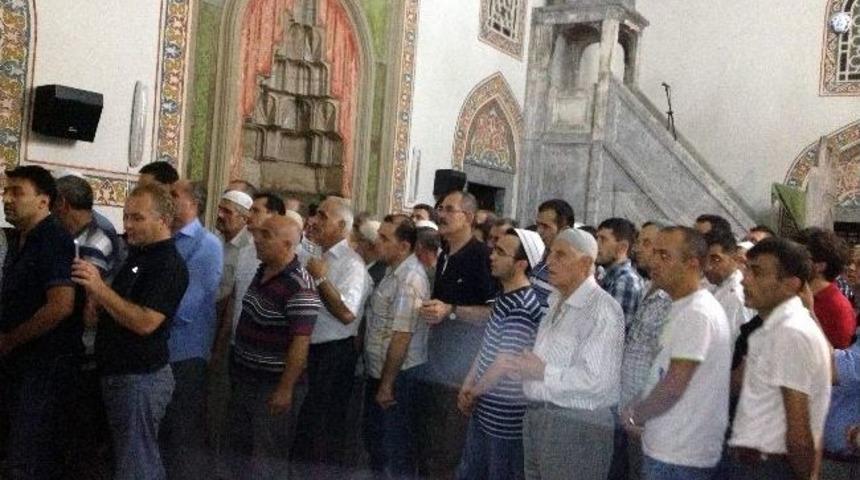 Eskişehir&rsquo;de Kadir Gecesi Coşkusu