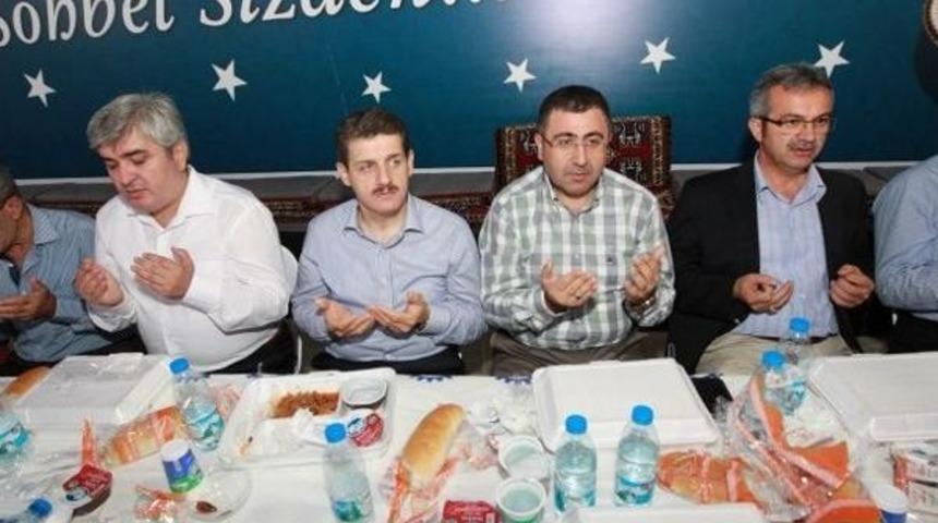 Gebze'de Son İftar Programına Yoğun Katılım