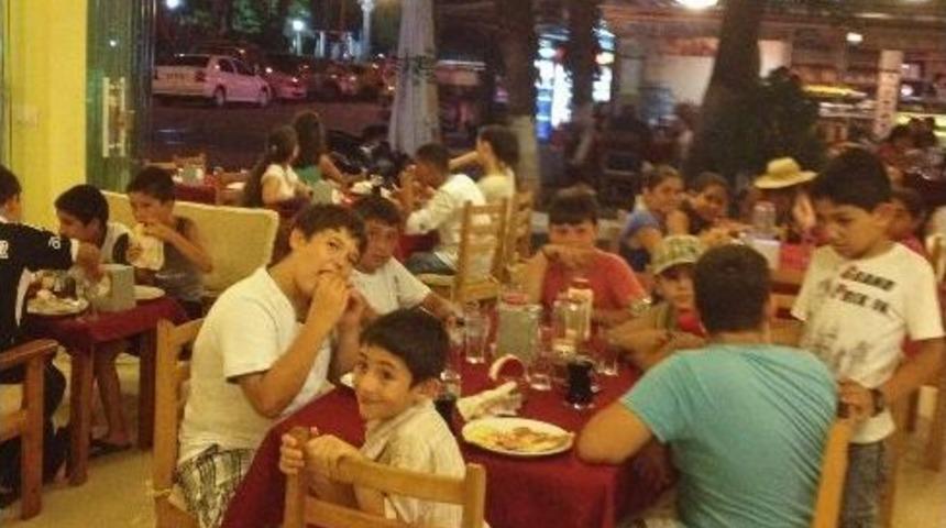 Dalyan&rsquo;da &Ouml;ğrencilerin İftar Coşkusu