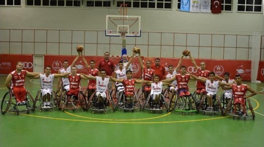 Milli Takım Adana&rsquo;da Kampa Girdi