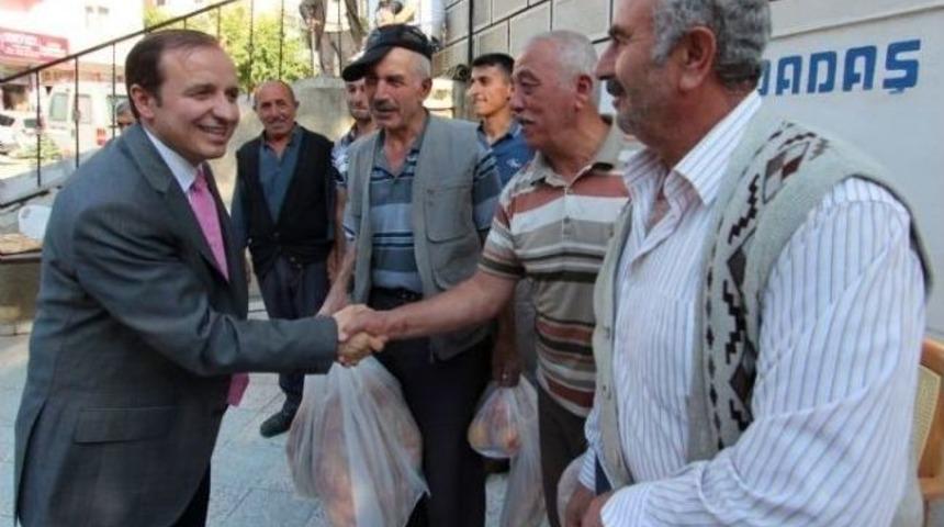 Başkan K&uuml;&ccedil;&uuml;kler; "b&uuml;y&uuml;kşehir Yasası İl&ccedil;e Sorunlarına Merhem Olacak"