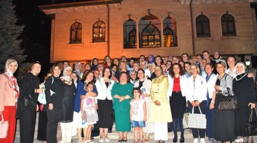 Ak Kadınlar, Siirt Kadın Kollarını Ağırladı