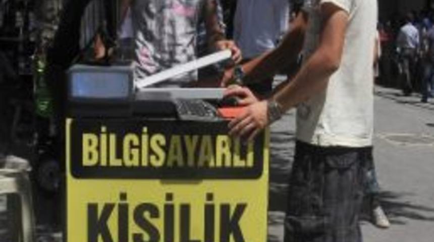 El Ve Bilgisayar Yardımı İle Kişilik Analizi Yapılıyor