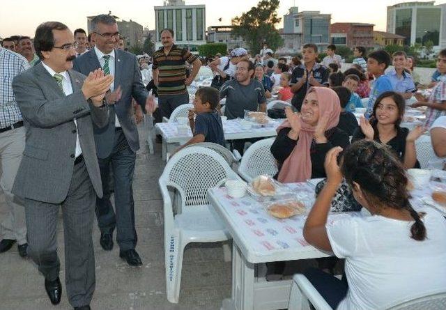 Vali Coş, Taşköprü de İftara Katıldı 1