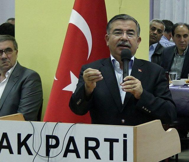 Bakan Yılmaz: Ekmeği Büyüteceğiz Özgürlükleri Artıracağız