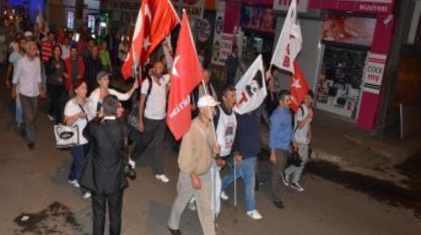 Zonguldak'tan Silivri'ye Gidişlerine Izin Verilmeyen Grup Eylem Yaptı