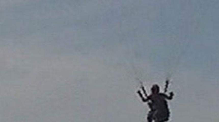 Kaymakam kayalıklara &ccedil;akıldı