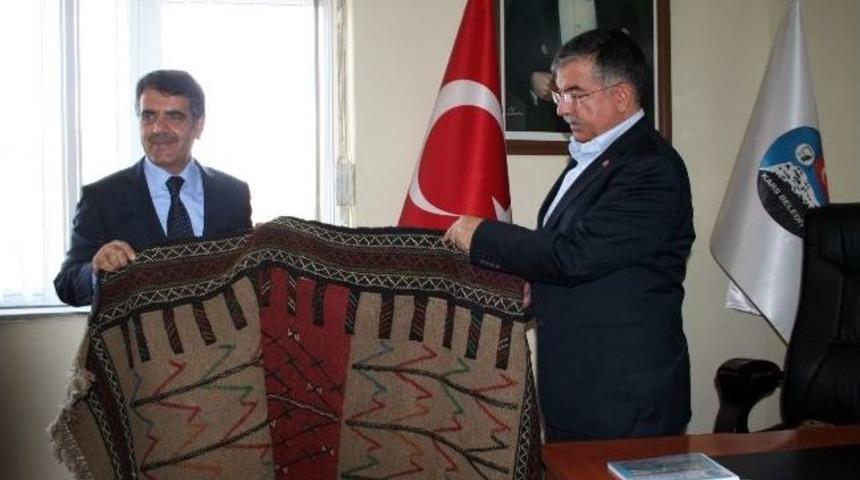 Bakan Yılmaz&rsquo;dan Karslılara M&uuml;jde