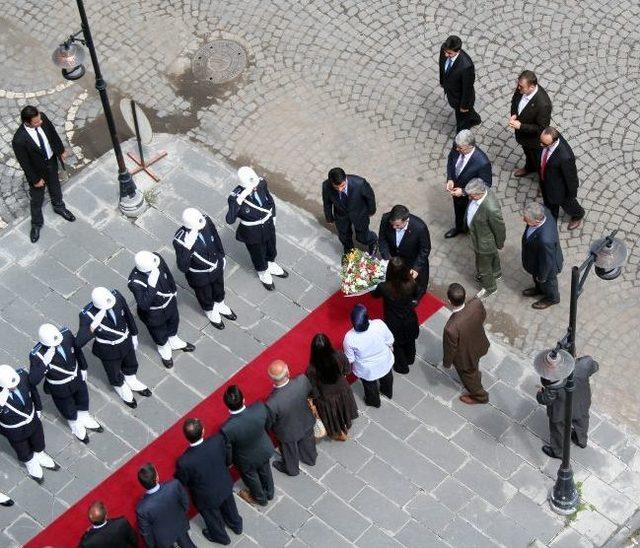 Bakan Yılmaz’dan Karslılara Müjde