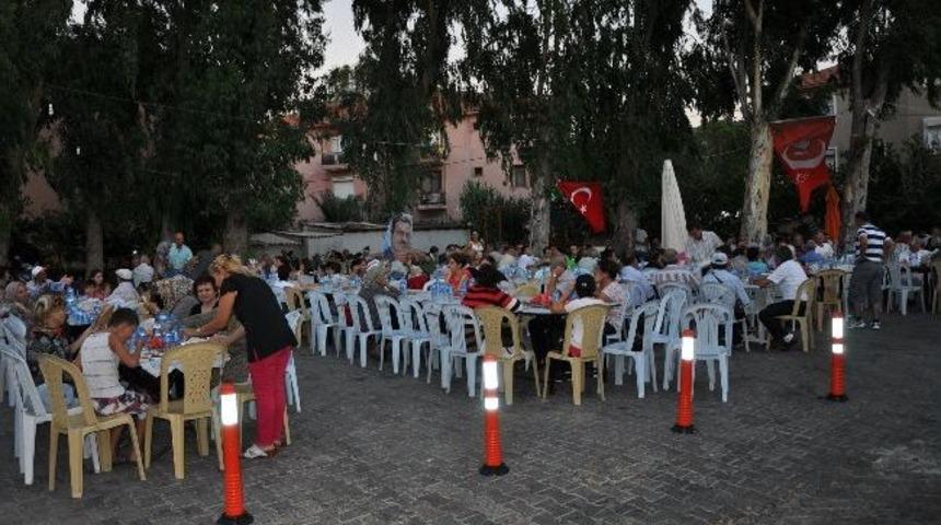 Bbp Fo&ccedil;a İl&ccedil;e Teşkilatının İftar Programına Yoğun İlgi