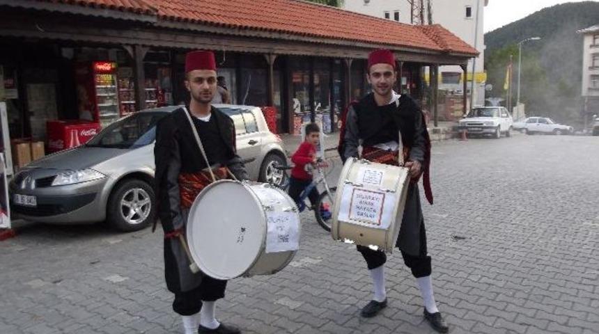 K&uuml;re'de Gen&ccedil;ler Osmanlı Geleneğini Yaşatıyorlar