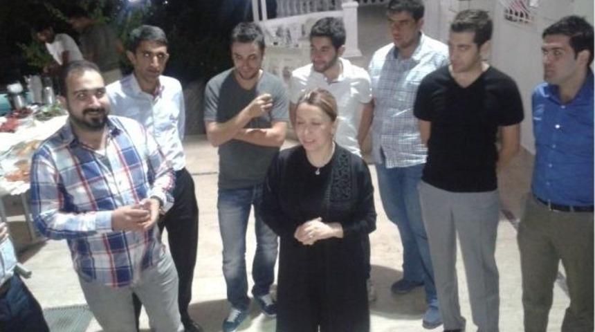 Ak Parti Milletvekili &Ouml;znur &Ccedil;alık&rsquo;tan Sahur Daveti