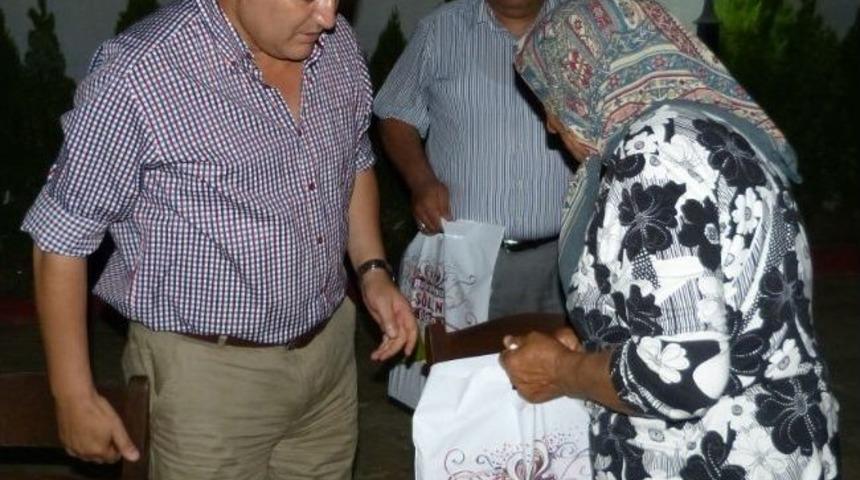 Alaşehirli Şehit Polis Yakınlarına İftarlı İlgi