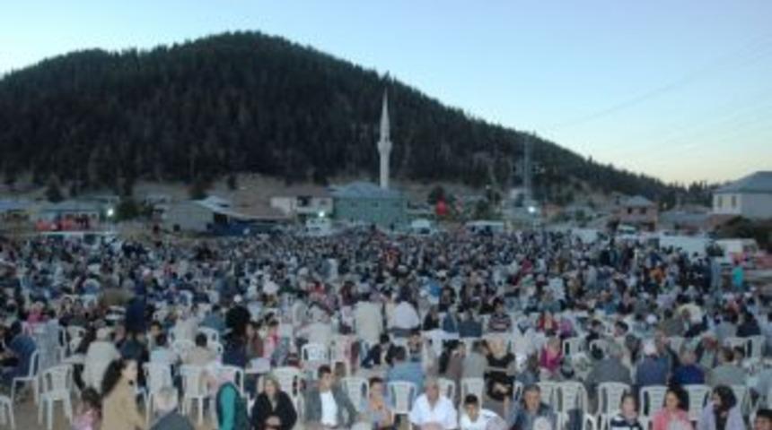 Ceyhan Belediye Başkanı S&ouml;zl&uuml;&rsquo;den Yayla Sakinlerine Iftar
