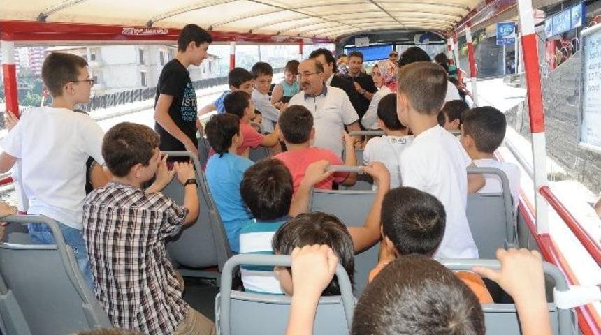 Trabzon Belediyesi Yaz Kuran Kursu &Ouml;ğrencilerini &Ouml;d&uuml;llendiriyor