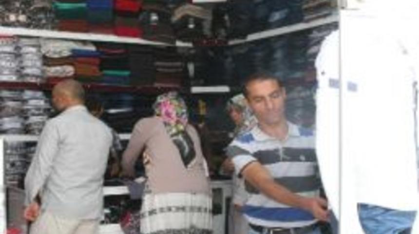 Giyim Sekt&ouml;r&uuml;nde Bayram Hareketliliği