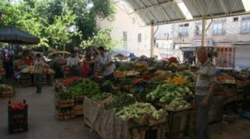 Bayram &Ouml;ncesi Pazarda Meyve, Sebze Satışları Arttı