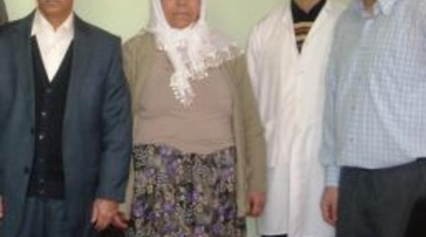 Hasta Yakınları, S&uuml;lale Halinde Doktora Saldırdı