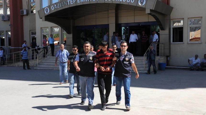 12 Yaşındaki Fatih&rsquo;in Cinayet Zanlıları Adliyeye Sevk Edildi