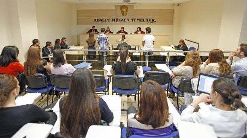 Bu Merkez İzmir'i D&uuml;nya'ya A&ccedil;acak