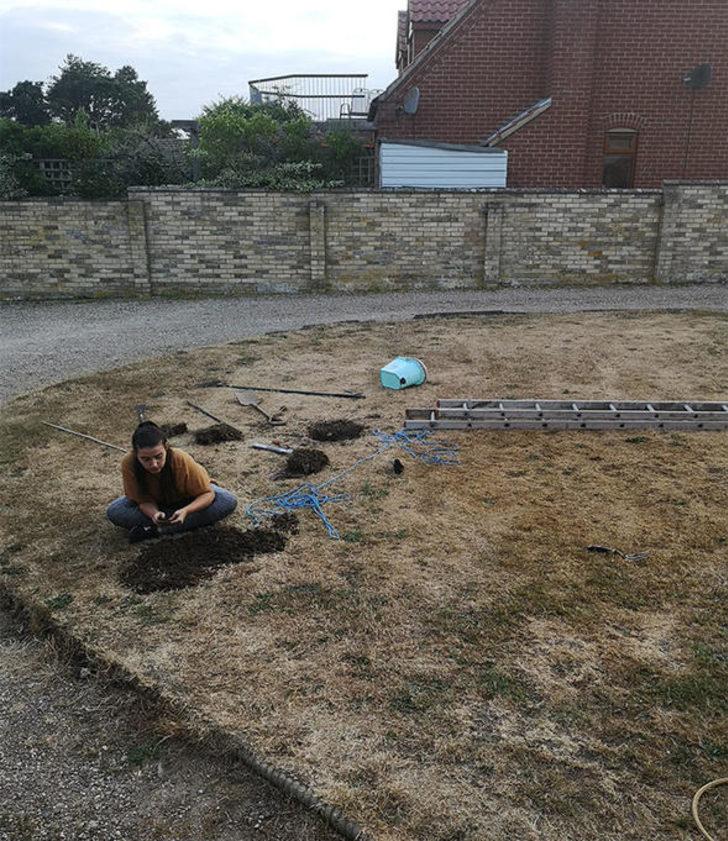 Arka bahçesinde bir delik gördü! İçini kazdıktan sonra olanlar inanılmaz... G4