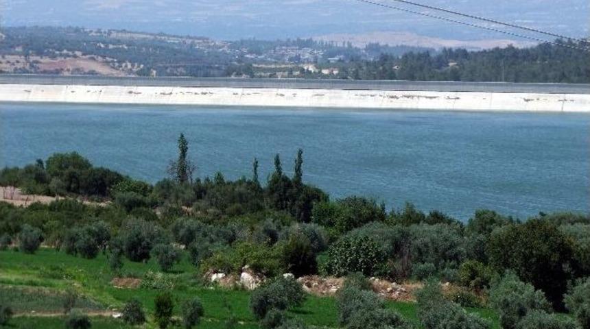 Dandalaz Barajı &Uuml;reticinin Y&uuml;z&uuml;n&uuml; G&uuml;ld&uuml;rd&uuml;