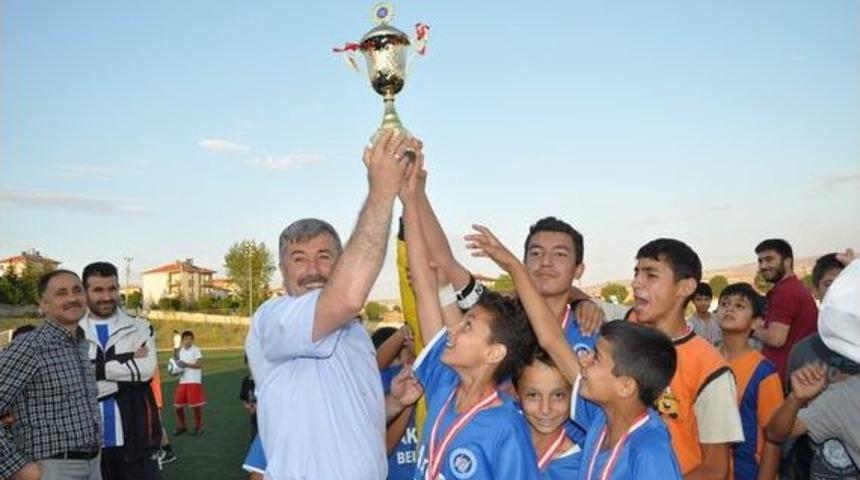 &Ccedil;ocuklar 'Camiden Sahaya' Turnuvası Ile Dini Eğitim Alıyor