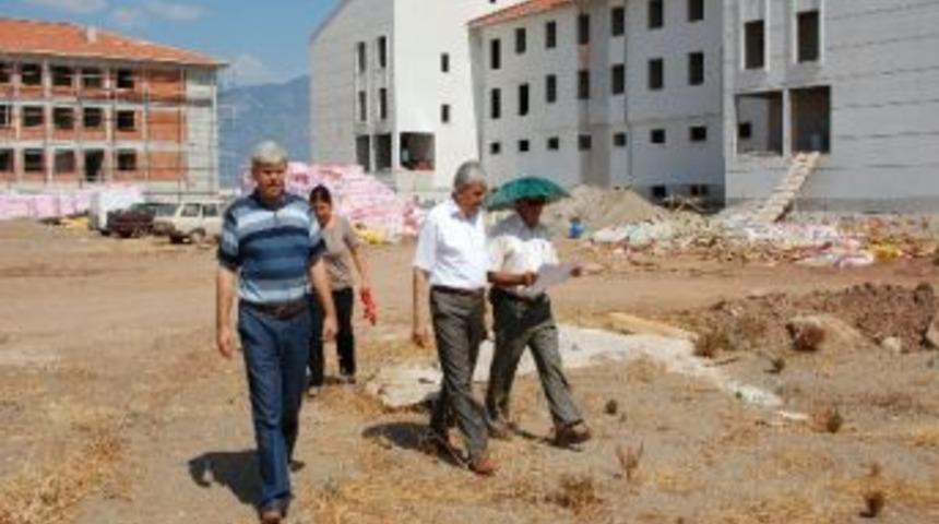 &Ccedil;etinkaya, Otelcilik Ve Turizm Meslek Lisesi&rsquo;nde İncelemede Bulundu