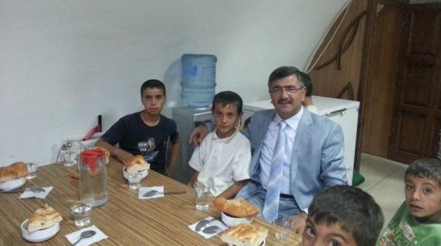 &Ccedil;orba Pınarında İftar Yemeği