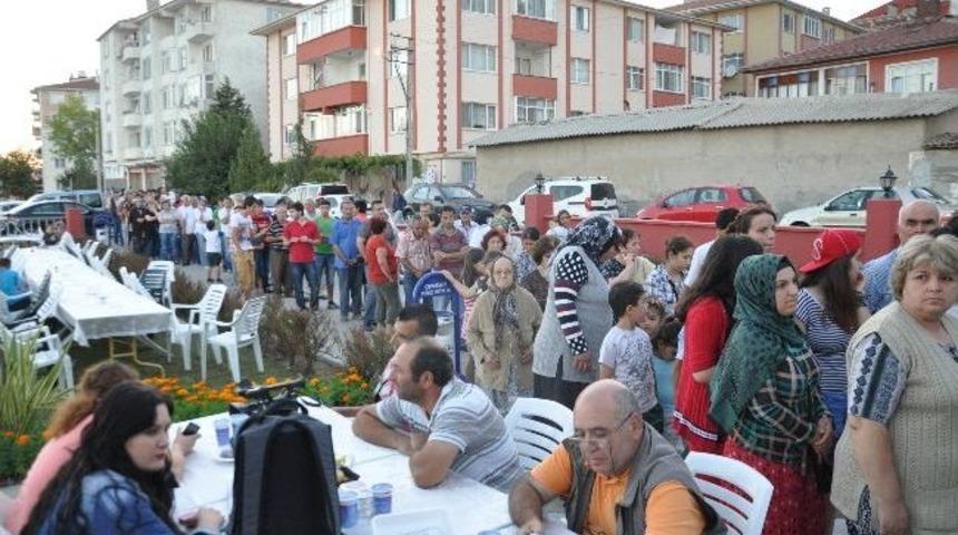 &Ccedil;orlu Medya Mensupları Derneği&rsquo;nden &Ouml;rnek Hareket