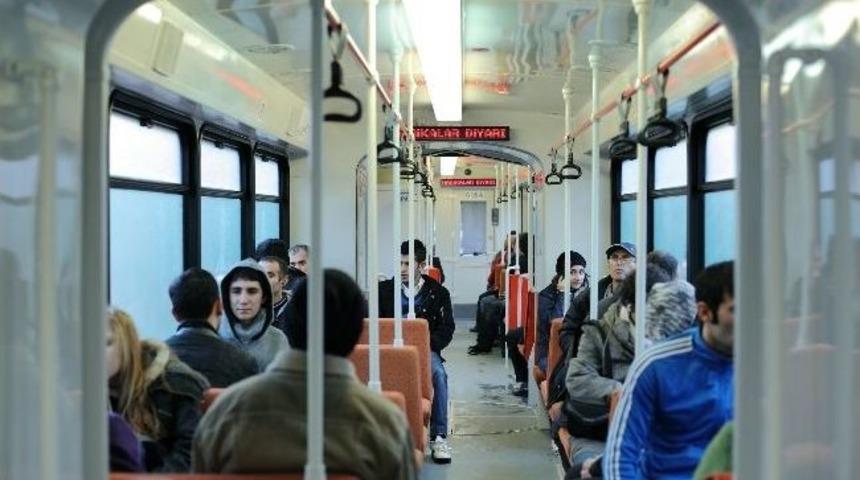 Bayram&rsquo;da Otob&uuml;s Ve Tramvay Kart 27 &Uuml;cretsiz Olacak