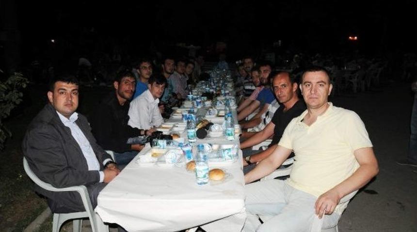 Başkan &Ccedil;oban Orucunu Basın Mensupları İle A&ccedil;tı