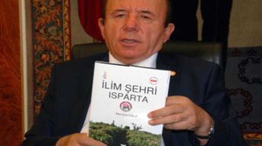 Vali 'ilim' Şehrinin Kitabını Yazdı