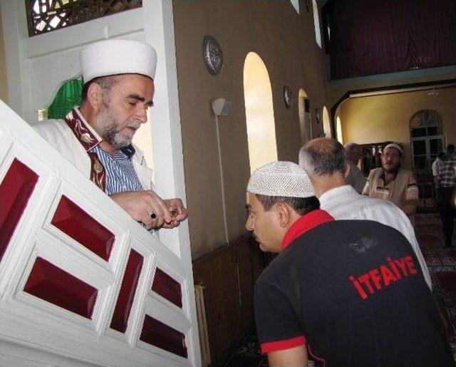 Hisarcık&rsquo;ta Sakal-ı Şerif Ziyarete A&ccedil;ıldı 1