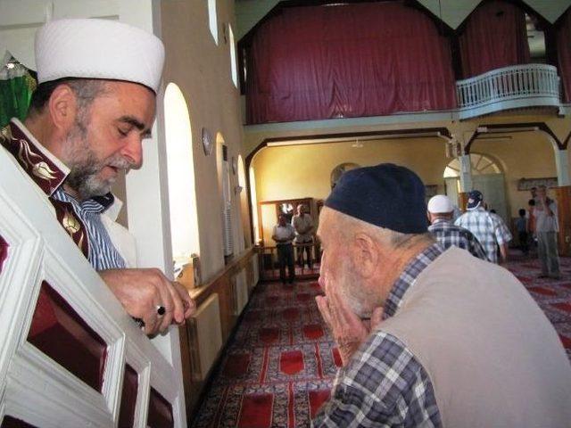 Hisarcık&rsquo;ta Sakal-ı Şerif Ziyarete A&ccedil;ıldı 3