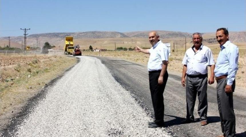 Yazıhan Hamidiye K&ouml;y&uuml;&rsquo;nde Asfalt Sevinci