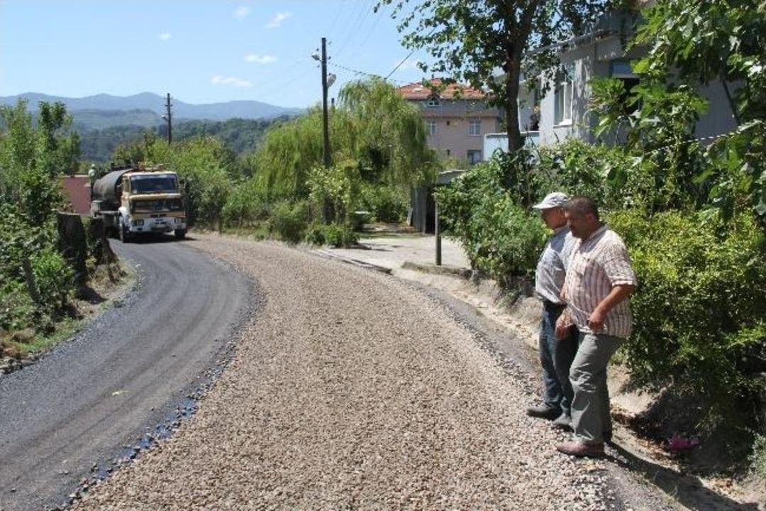 Alaplı &Ccedil;amlıbel K&ouml;y&uuml;nde Bayram &Ouml;ncesi Yol M&uuml;jdesi