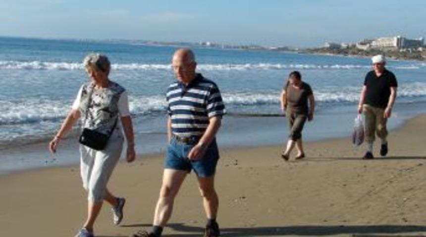 Antalya Bölgesinde, Oteller Yüzde 20 Fiyat Düşürerek Doluyor