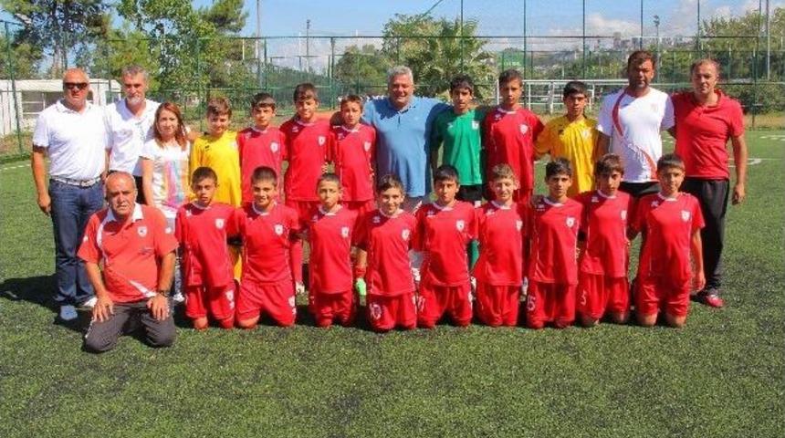 Samsunspor U-13 Takımı &Ouml;d&uuml;llendirildi