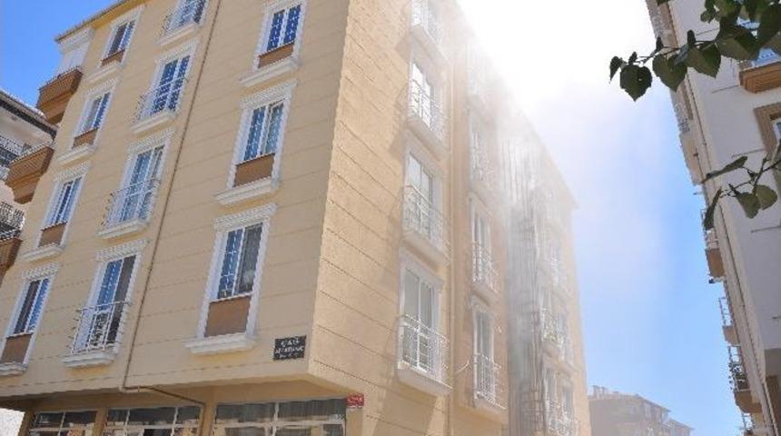 Baba Y&uuml;reği Yangın Dinlemedi