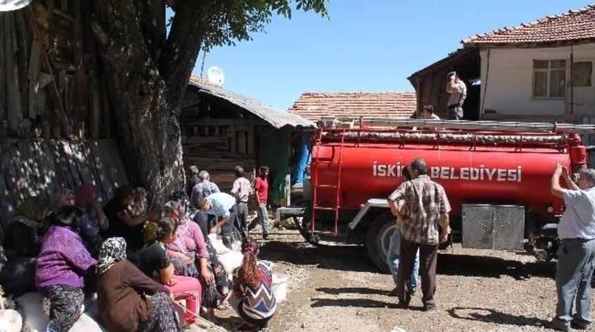 &Ccedil;atı Yangını Korkuttu