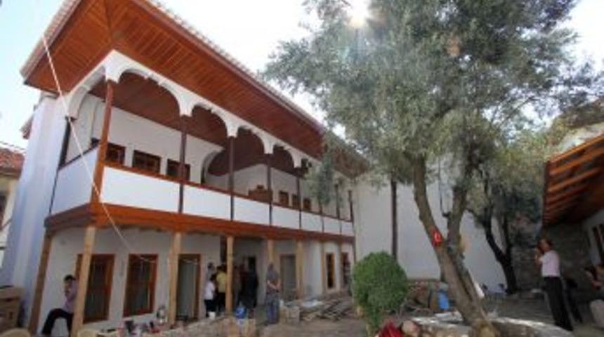 Muğla'da &Ccedil;ift Cumbalı Tarih&icirc; Evin Restorasyonu Tamamlandı
