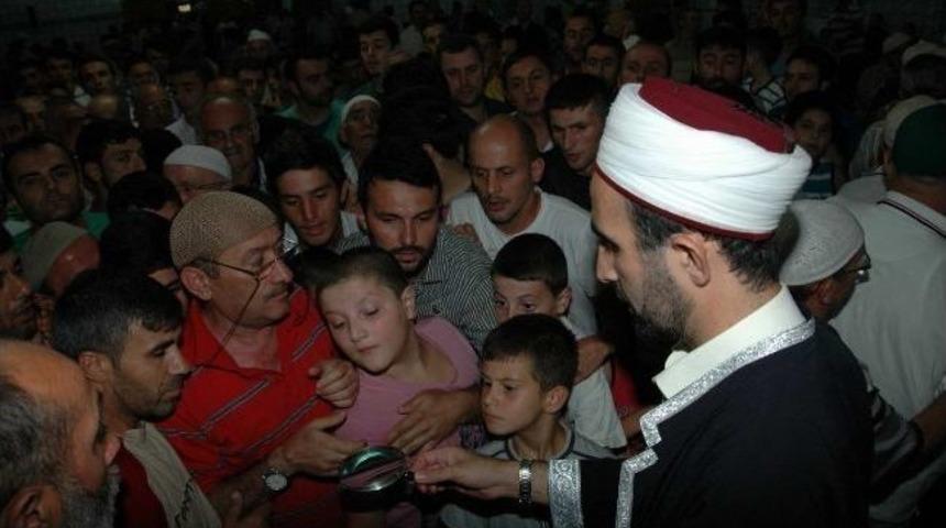 Sakal-ı Şerif Ziyaretinde Duygulu Anlar Yaşandı