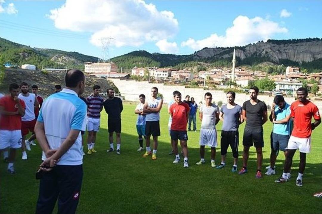 Tosya Belediyespor &Ccedil;alışmalara Ve Transfere Hız Verdi