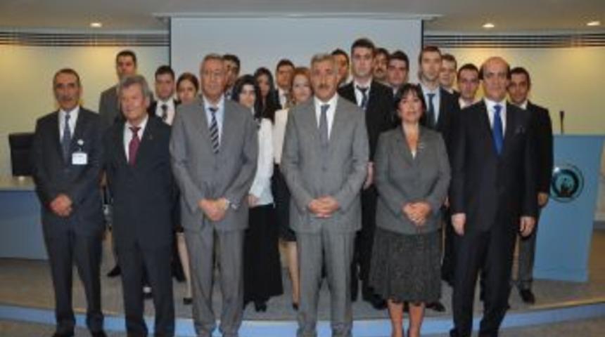 Hava Trafik Kontrol&ouml;r&uuml; Sayısı Bin 175&rsquo;e Y&uuml;kseldi