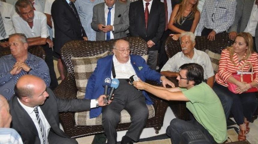 S&uuml;leyman Demirel: &ldquo;ilk Kararlar Heyecan Uyandırmamalı&rdquo;